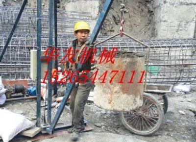 點擊查看詳細信息<br>標題：華友機械建筑 挖樁 打井用小吊機 閱讀次數(shù)：6948